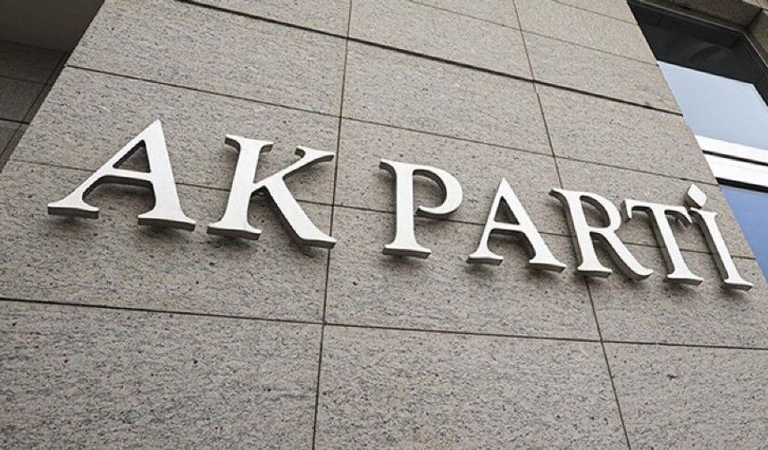 AK Parti'de 4 İlde İl Başkanlığı Değişimi