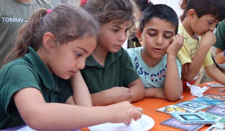 Şanlıurfa Büyükşehir Belediyesi Hayal Atölyesi Çocuk Şenliği İle Öğrencilere Unutulmaz Bir Gün Yaşattı