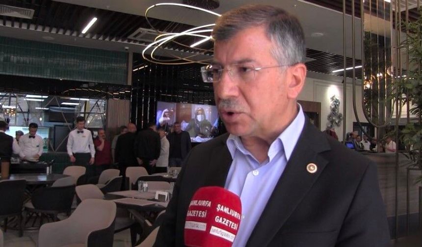 Akçakale Sınır Kapısı Açıldı, Gözler T Plakalara Çevrildi
