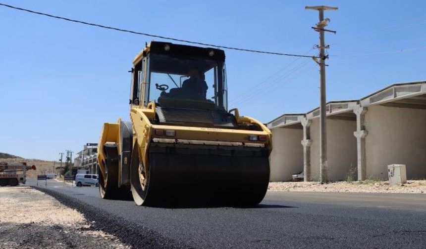 Şanlıurfa’da Dev Asfalt Hamlesi: Gıda İmalatçılar Sitesi Yenileniyor