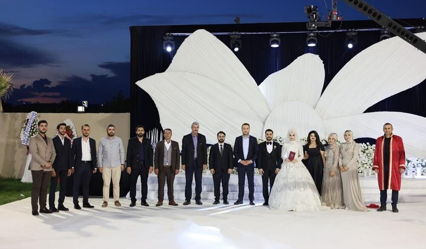 Güneş ve Aslan Ailelerinin Mutlu Günü
