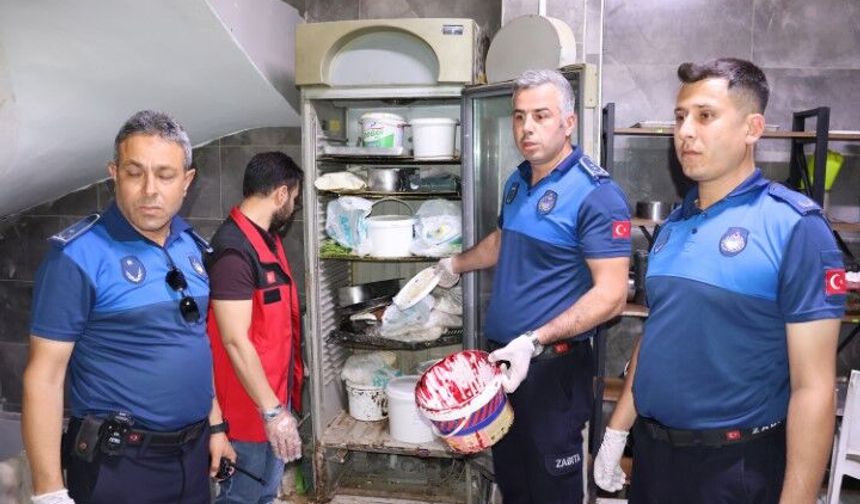 Haliliye Zabıta'dan 'Şok' denetim: Hijyen kurallarına uymayan işletmeye çifte ceza