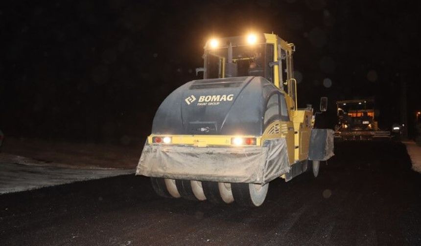Harran–Akçakale Yolunda Asfalt Çalışmaları Hızla Devam Ediyor