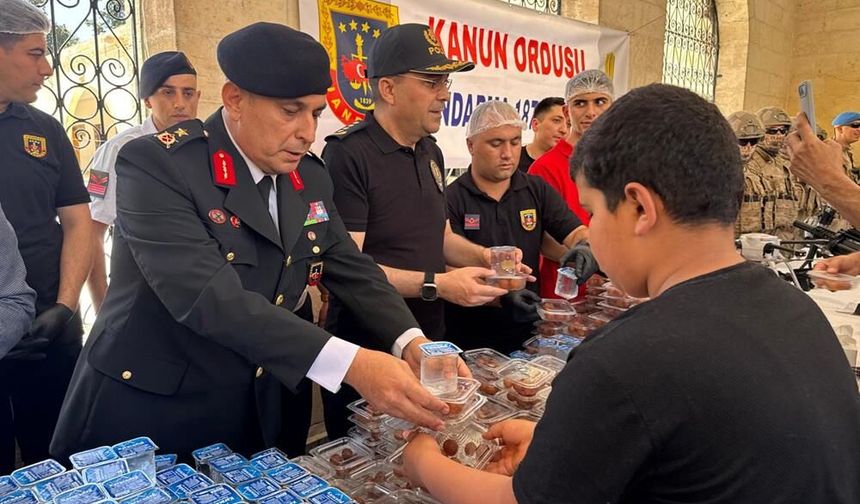 Şanlıurfa’da Cuma Namazı Öncesi kıymetli anlar; Jandarma Teşkilatı için mevlit okutuldu