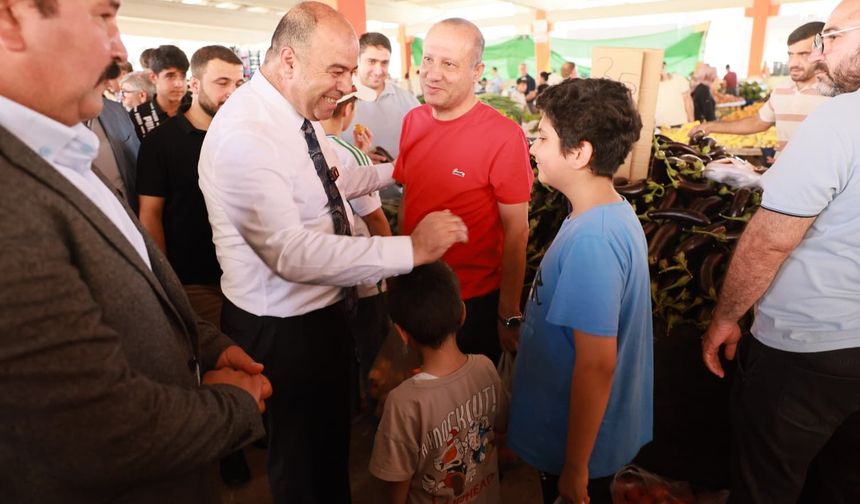Karaköprü'de Akbayır Semt Pazarı Görkemli Törenle Hizmete Açıldı