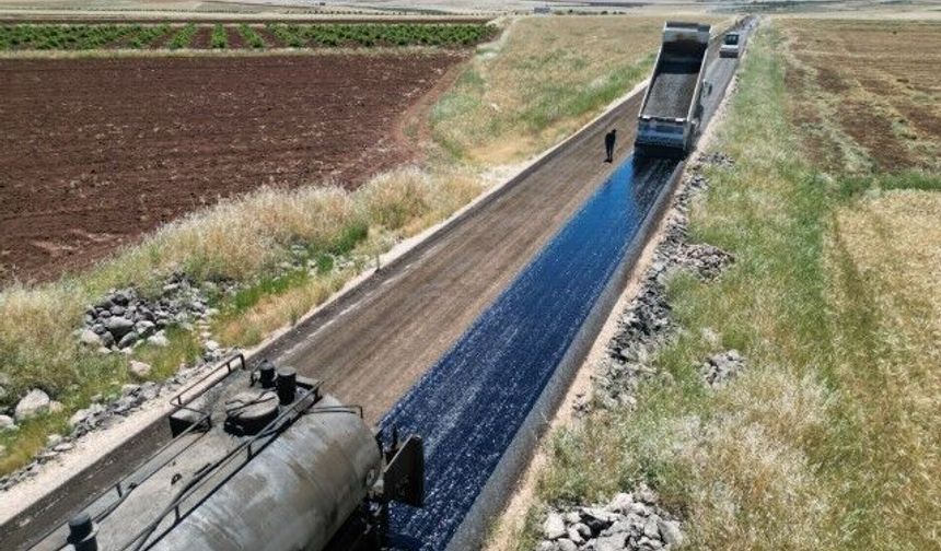 Şanlıurfa Büyükşehir’den Hilvan Ve Haliliye’ye Konforlu Yol Hizmeti