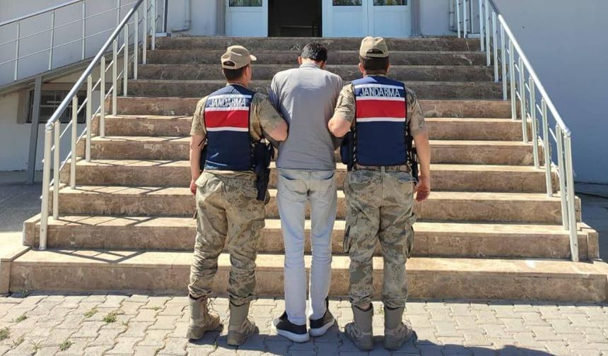 Şanlıurfa Karaköprü’de firari şahsa gözaltı!