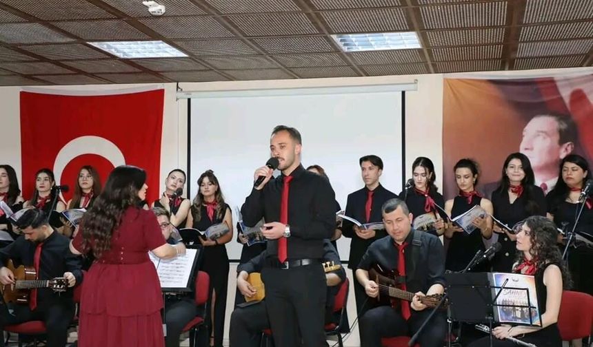 Sınıftan sahneye; Viranşehirli öğretmenlerden unutulmaz gece