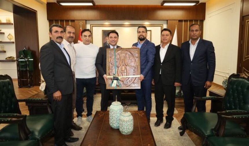Muhtarlar ve STK Temsilcilerinden Kaymakam Şahin’e Ziyaret