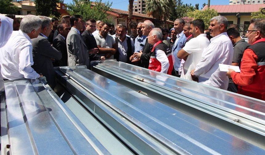 Şanlıurfa'da "Kuzular Aç Kalmasın" Projesi Kapsamında Yemlik Dağıtımı