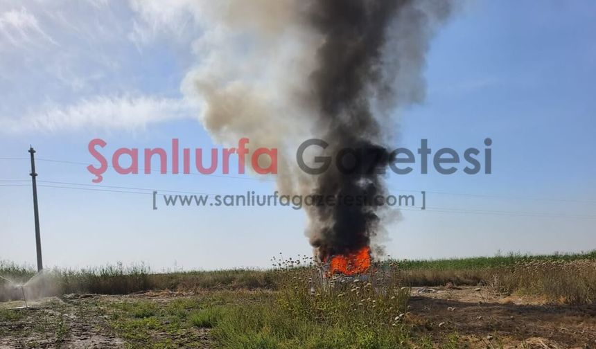 Şanlıurfa’da Park Halindeki Araç Bir Anda Alev Aldı