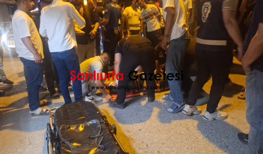 Şanlıurfa'nın Birecik İlçesinde Otomobil İle Motosiklet Çarpıştı: 1 Yaralı