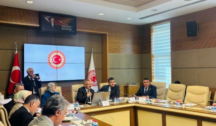 MHP'li Özyavuz: "Okul Olayları ve Dijital Riskler Komisyonunda Değerlendirmeleri Dinliyoruz"