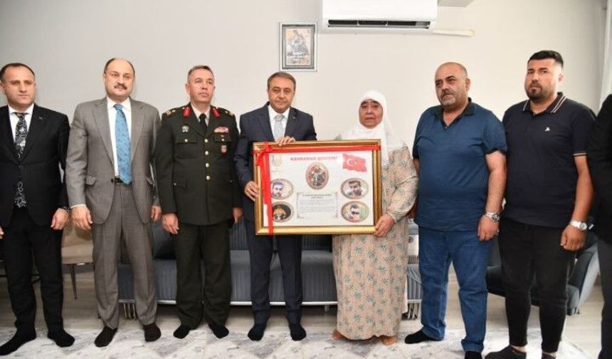 Şanlıurfa'da 15 Temmuz Demokrasi ve Millî Birlik Günü'nde duygulandıran ziyaret