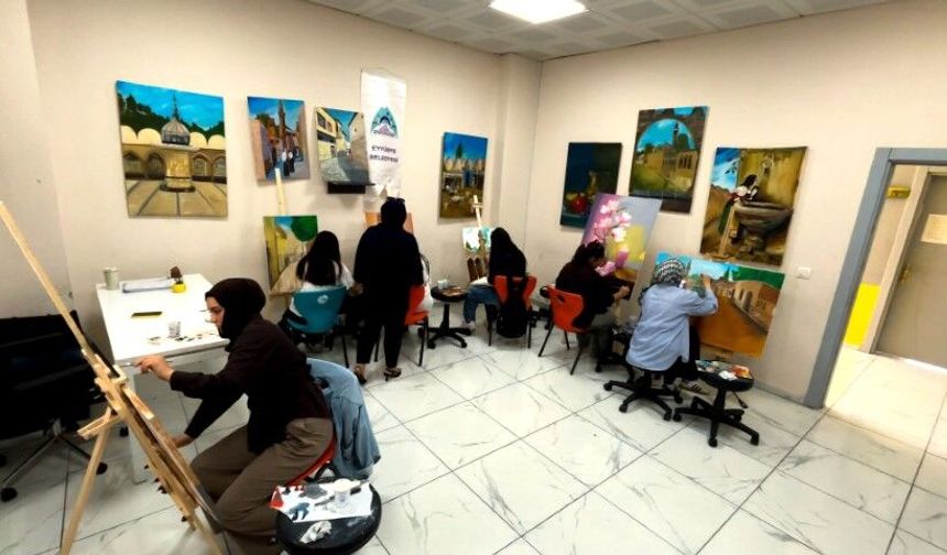 Şanlıurfalı Gençler Fırçalarıyla Hayallerini Tuvale Yansıtıyor!