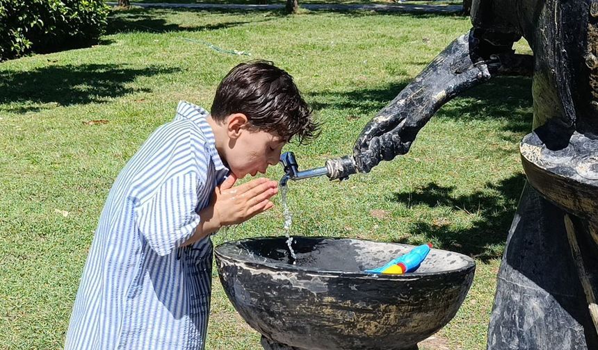 Şanlıurfa’da hayat sıcak yüzünden durdu: Termometrelerde hayrete düşüren rakam!