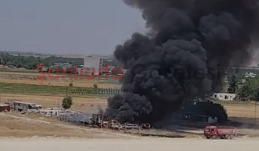 Şanlıurfa'da Yediemin Otoparkında Yangın: İtfaiye Ekipleri Müdahale Ediyor