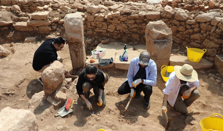 Şanlıurfa'nın o ilçe kaymakamı Ülkü, Sefertepe kazı alanını ziyaret etti