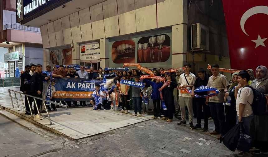 AK Parti Şanlıurfa Teşkilatlarından Malazgirt Zaferi Programına Yoğun Katılım