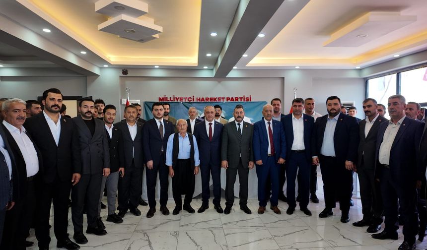 MHP Hilvan İlçe Başkanlığı’na Mehmet Baytak getirildi