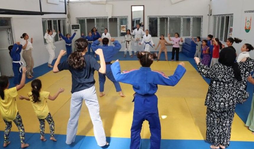 Tatili Böyle Değerlendiriyorlar! Şanlıurfa’da Kız Çocuklarından Judo Eğitimi