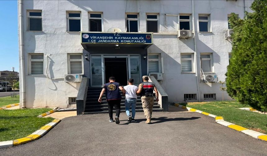 Şanlıurfa’nın o ilçesinde İlçe Jandarma ve JASAT’tan eş zamanlı operasyon!