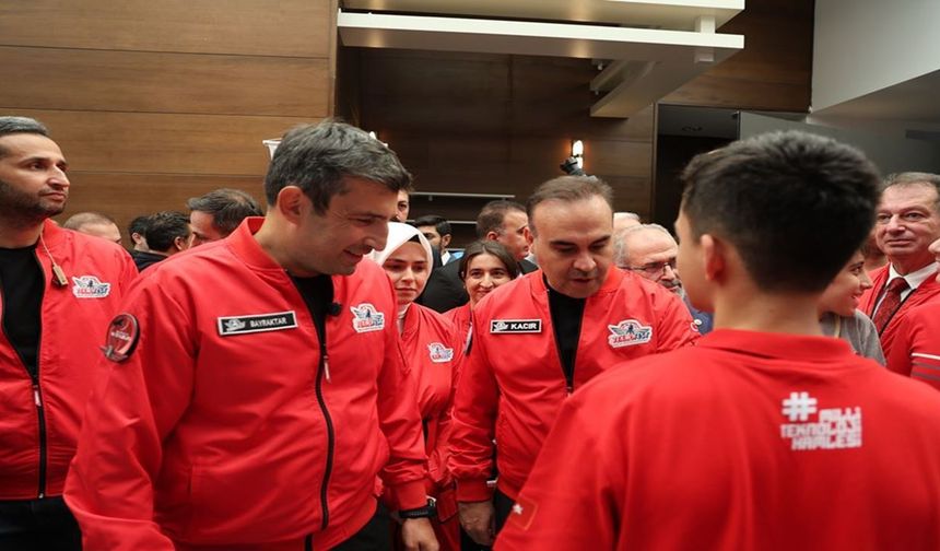 Bakan Kaçır ve Selçuk Bayraktar'dan Diyarbakır'dan Şanlıurfa TEKNOFEST Güneydoğu mesajı