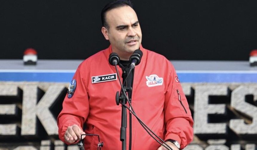 Bakan Kacır Şanlıurfa’dan seslendi: “İmkânsız denilenlere meydan okuyan gençlerimiz var”