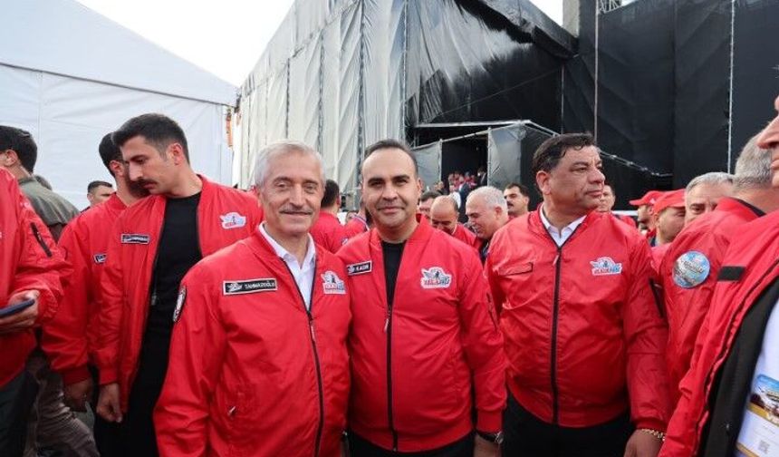 Başkan Tahmazoğlu Şanlıurfa’da TEKNOFEST Takımlarını Ziyaret Etti