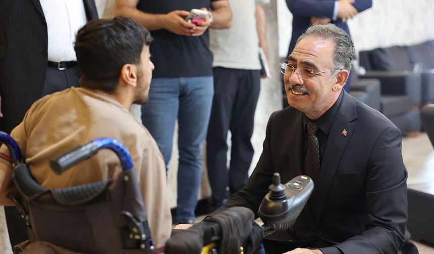 Eyyübiye Belediye Başkanı Kuş, muhtar ve vatandaşlara kapıyı açtı: "Anında çözüm"