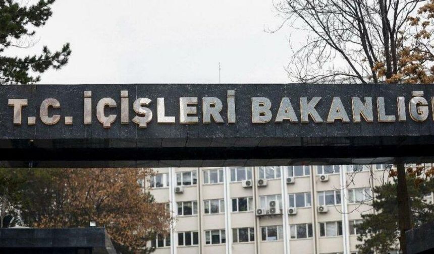 Belediyelerde Gece Yarısı Şoku! Vahap Seçer Dahil 5 Başkan Görevden Uzaklaştırıldı