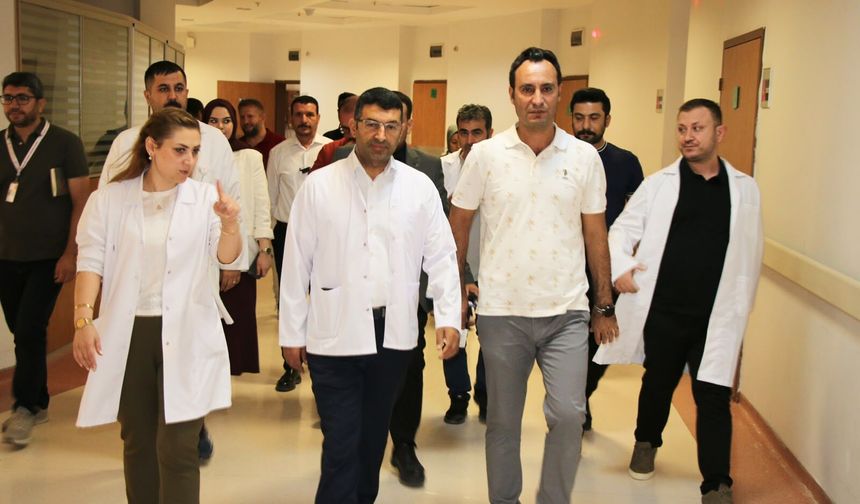 Şanlıurfa’da Başhekim Doç. Dr. Ahmet Güzelçiçek Sahada