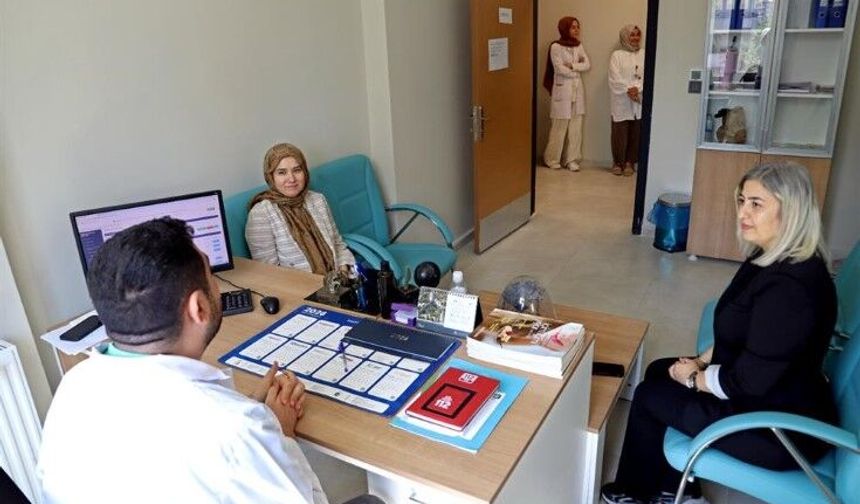 Fatma Nur Şıldak Karaköprü’deki sağlık merkezlerini inceledi: Koruyucu hizmetler görüşüldü