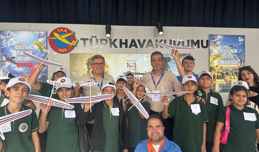 Şanlıurfa’da TEKNOFEST’te THK Standına Miniklerden Yoğun İlgi