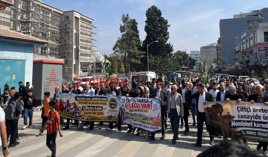 Suruç’ta Çiftçilerden Traktörlü Eylem! Artan Maliyetlere Tepki Gösterdiler