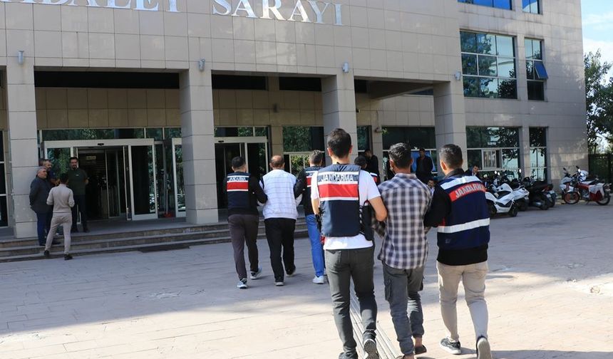 Şanlıurfa’da terör örgütü DEAŞ’a operasyon: Gözaltı ve tutuklamalar var!