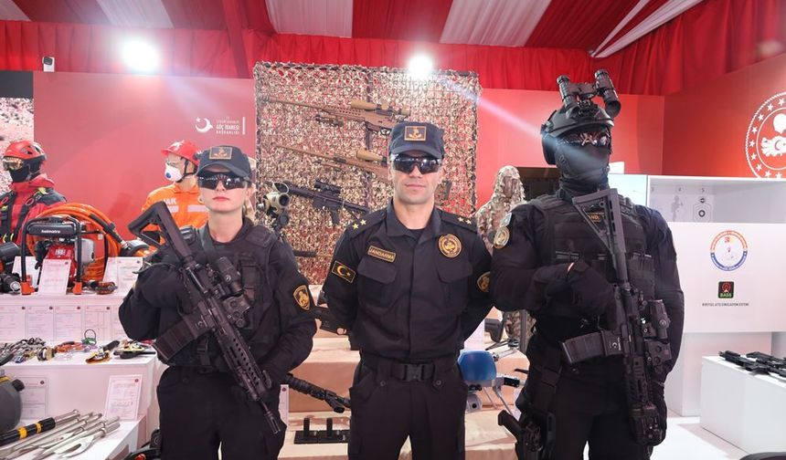 Jandarma Özel Asayiş Komutanlığı Şanlıurfa'da göz doldurdu