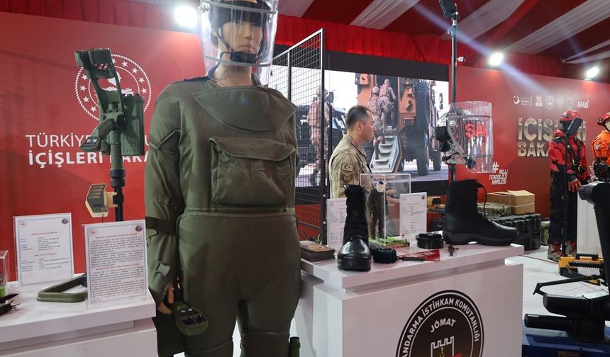 Hata kabul etmeyen tabur Şanlıurfa'da: Otonom mayın temizleme aracı ilkleri yaşattı