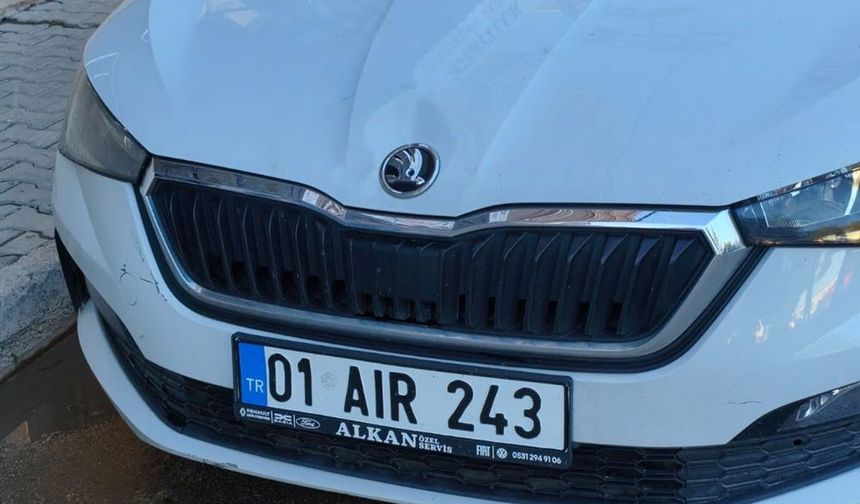 Öğretmenin aracına molotoflu saldırı!