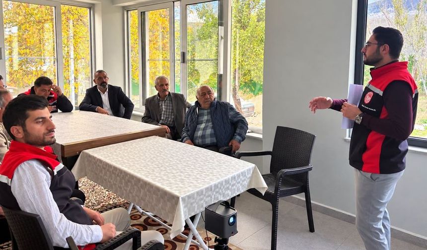 Üreticilere tarımsal destekleme ve hayvan hastalıklarıyla mücadele bilgilendirmesi