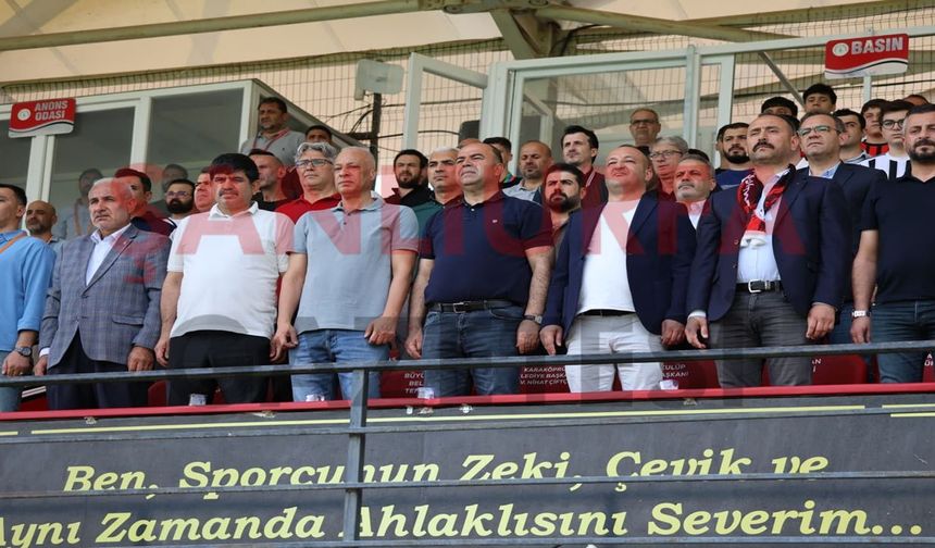 MHK Eski Başkanı Serdar Tatlı, Karaköprü Belediyespor-Bitlis Spor Maçını İzledi