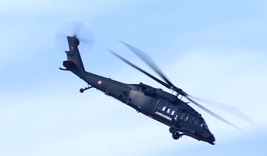 TEKNOFEST Güneydoğu’ya Jandarma hava gösterileri ile renk kattı