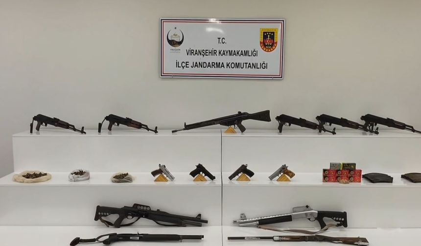 Şanlıurfa'da silah kaçakçılığı operasyonu: Mini cephanelik patladı, çok sayıda gözaltı!