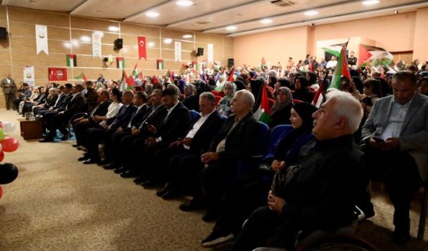 Şanlıurfa’da Filistin İçin Düzenlenen Programda Bu Sözler Dikkat Çekti