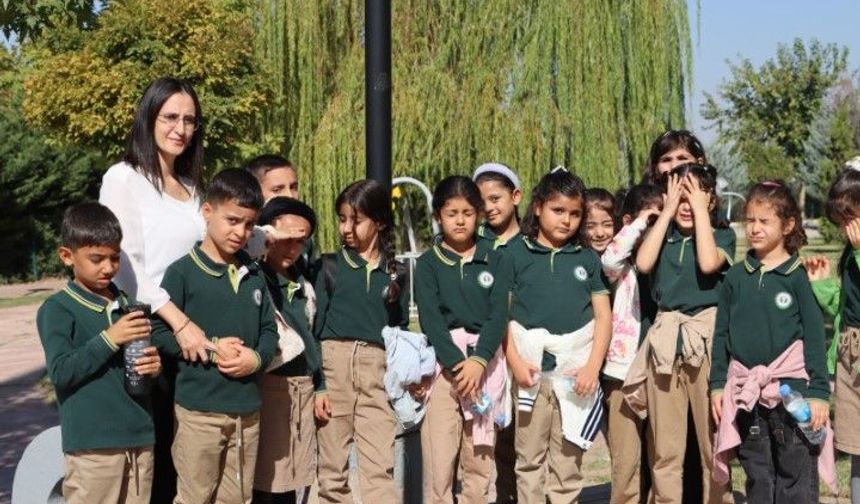 Şanlıurfa’da İlkokul Öğrencileri Uzay ve Teknoloji Dünyasını Keşfetti!
