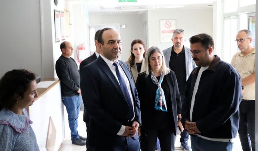 Şanlıurfa’da Sağlık Müdürü  Erhan Berk Viranşehir’deki Tesisleri İnceledi