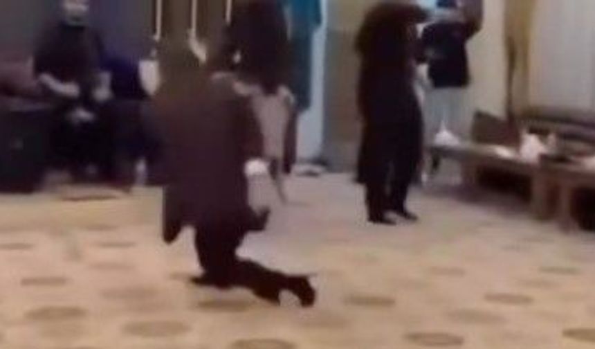 Şanlıurfa’da Sıra Gecesinde İbrahim Tatlıses Taklidi Yapmak İstedi, Kendini Yerde Buldu!