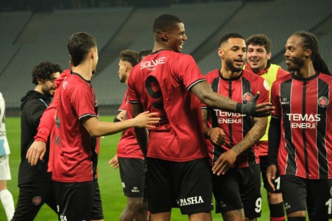 Karagümrük, Erzurumspor'u Son Dakikada Yenen Golle Sarsıttı!1