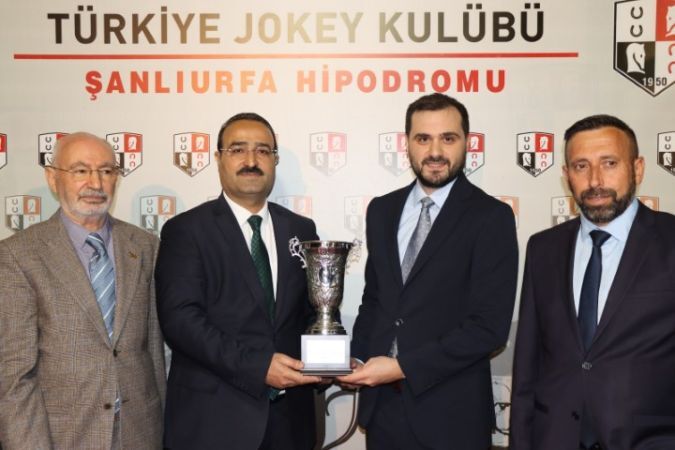 Şanlıurfa’nın Kurtuluş Coşkusu At Yarışlarıyla Başladı