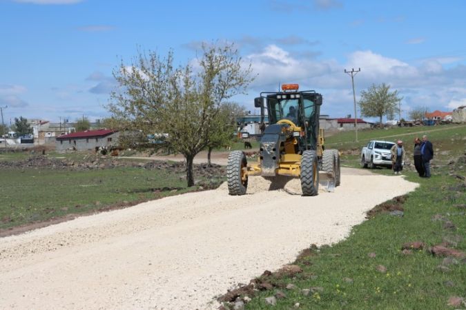 Bozuk Yol Kalmayacak Siverek Ağılcık’ta Yol Yapım Hamlesi